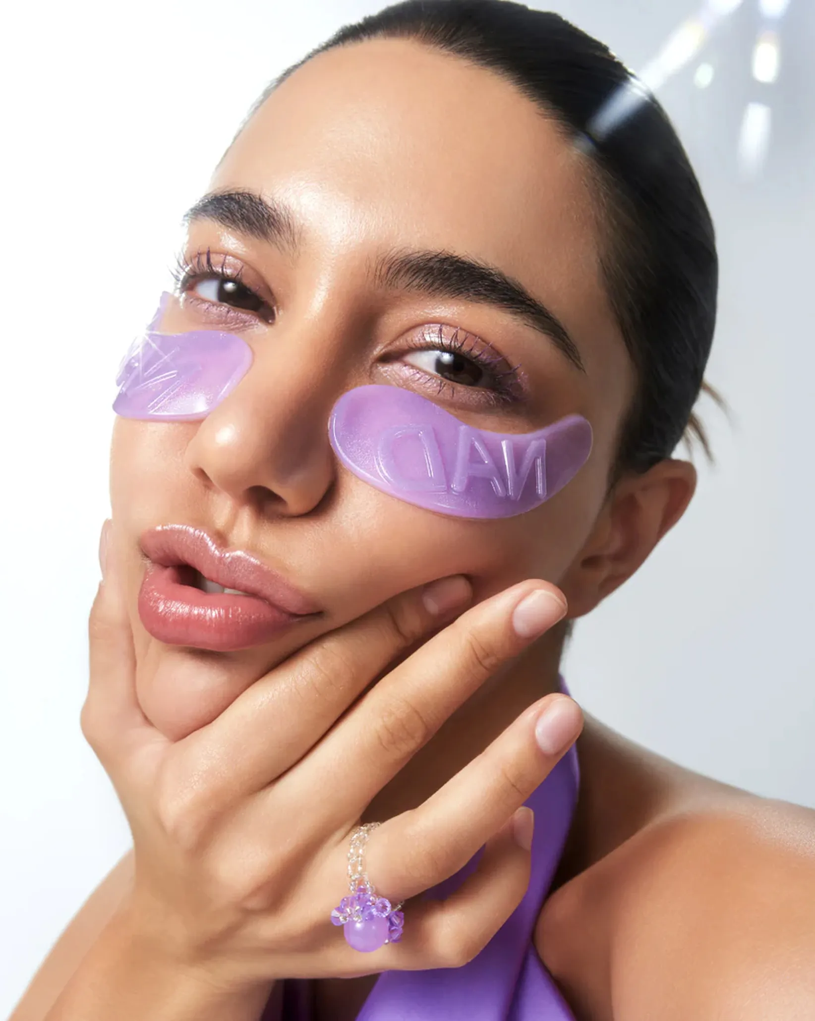 درباره خرید پچ زیر چشم نامبوزین اصل + بهترین قیمت (شفاف کننده و لیفت چشم)